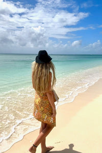 HENDRIX SAND FREE BEACH TOWEL