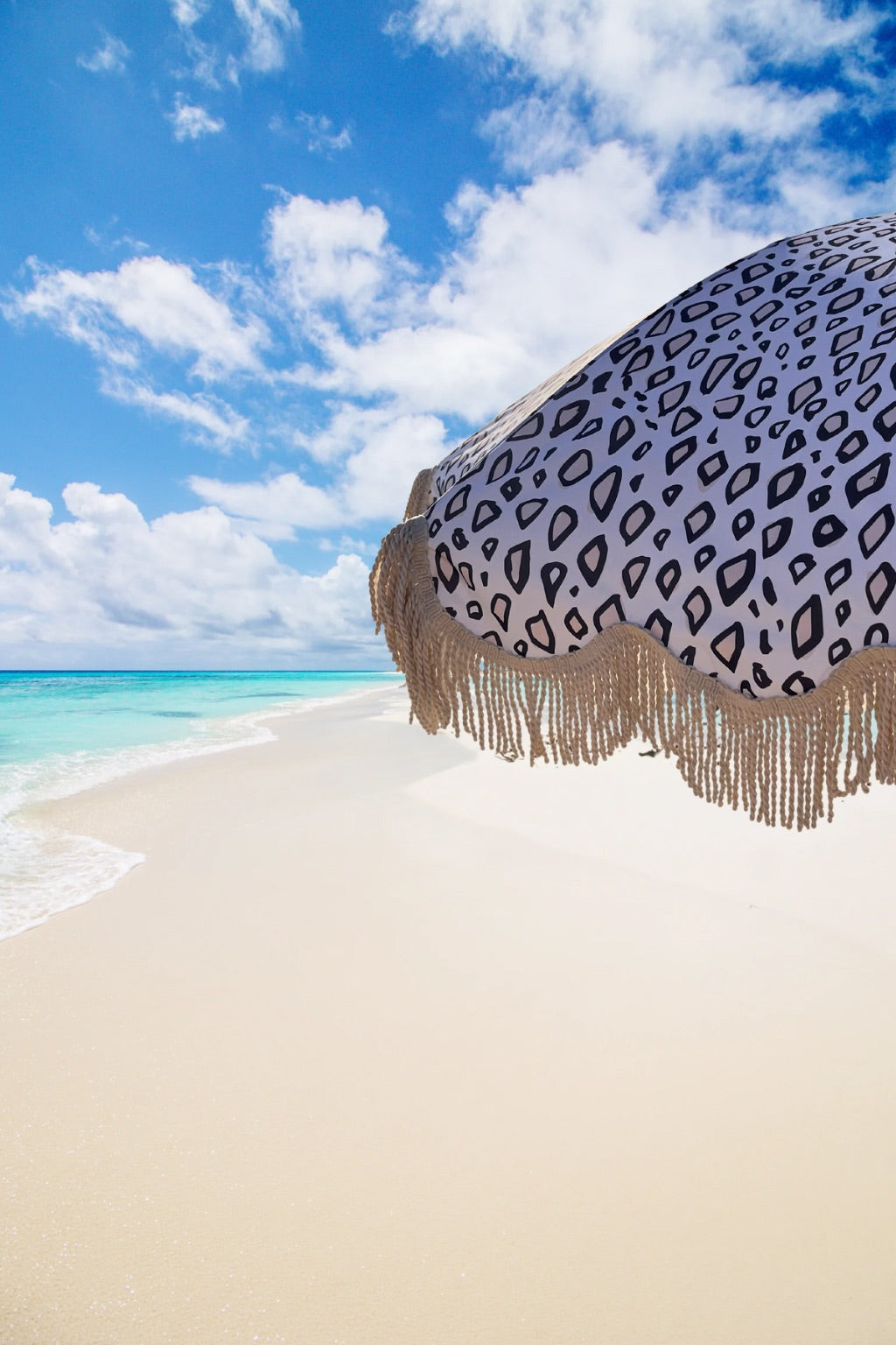 SAVANNA RETRO BEACH UMBRELLA