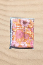 Load image into Gallery viewer, MOALI SAND FREE BEACH TOWEL
